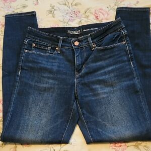 Levi's Signature Modern Skinny Jeans size 6/28